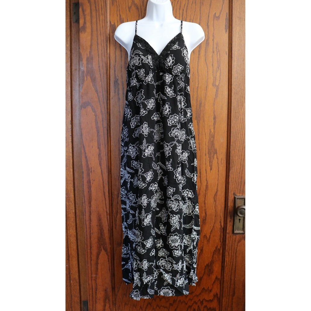 WALLFLOWER Floral Maxi Dress Women Size L Black White Lace Trim Front Slit Boho